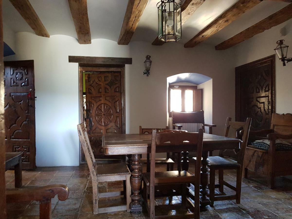 Casa-Abadia De Banaguasアパートメント エクステリア 写真
